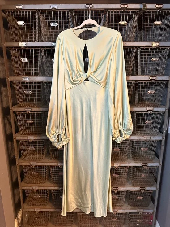 Significant Other Sage Green Demi Midi Dress Size 12 28315 - Picture 4 of 14